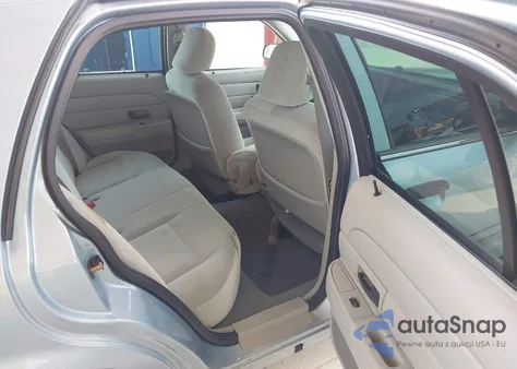 2004 Ford Crown Victoria Standard from USA, damaged, VIN 2FAFP73W14X112897